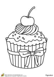Coloriage De Cerise Un Cupcake Plein De Cr¨me Avec Une Grosse Cerise Posée Dessus