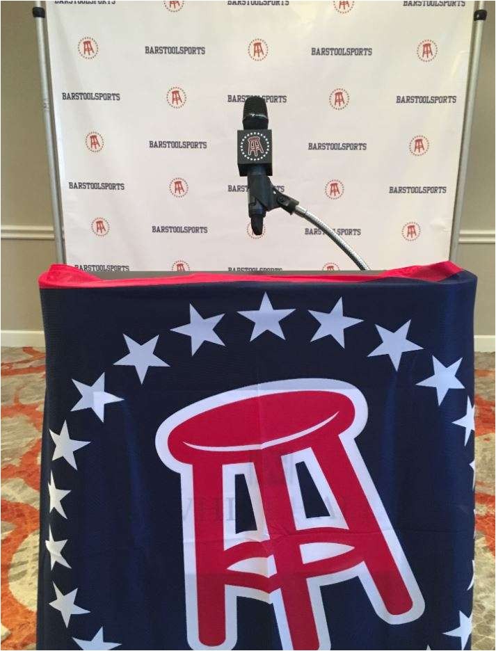 Coloriage De Mini Fée Winx A Imprimer Emergency Press Conference Own the Moon Major Press Conference On