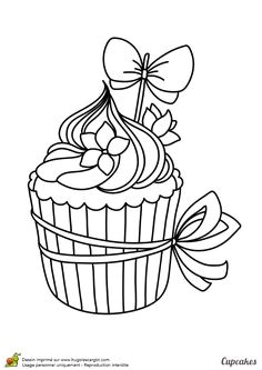 Coloriage De Cupcake Facile Icolor "cupcakes" A Cupcake with Flower Violet On top and with
