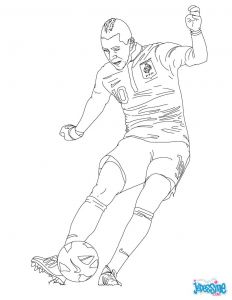 Coloriage De Foot Messi Coloriage Karim Benzema A Fond Le Foot Pinterest