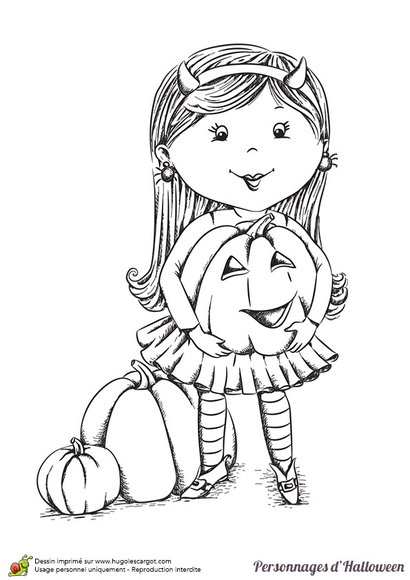 Image Coloriage Petite Fille La Jolie Petite Fille Déguisée En Diablotin   Colorier