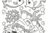 Coloriage Animaux Bord De Mer Coloriage De Deux Petits Enfants Sur La Plage Avec Un Requin Dans L