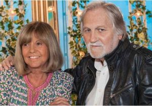 Coloriage Chantal Goya Chantal Goya Rév¨le Le Secret De son Couple Avec Jean Jacques Debout