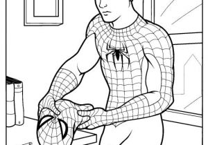 Coloriage De Spiderman 4 A Imprimer Coloriage A Imprimer Spiderman Enlevant son Masque Gratuit