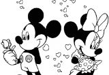 Coloriage Mickey Et Minnie Amoureux Coloriage St Valentin Mickey Est Amoureux De Minnie Dessin