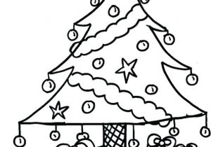 Coloriage Sapin De Noel Maternelle Coloriage Du Sapin De Noal Et Ses Cadeaux Dessin 17 Tate A Modeler